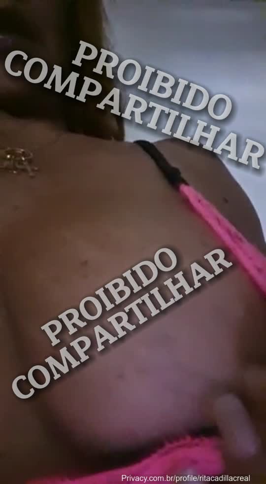 Rita Cadillac Leaked: se despindo devagar, tirando a roupa bem devagar