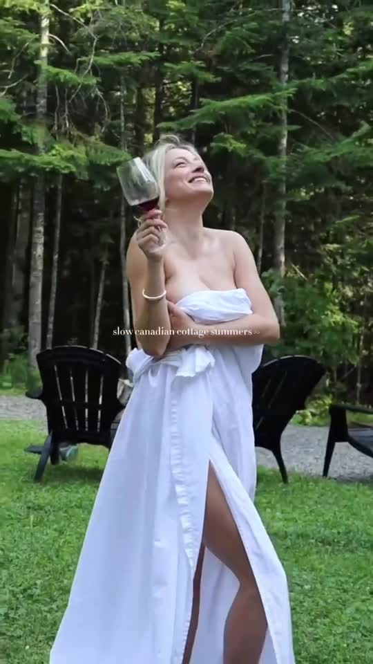 Caroline Vreeland deliciosa provocando na webcam
