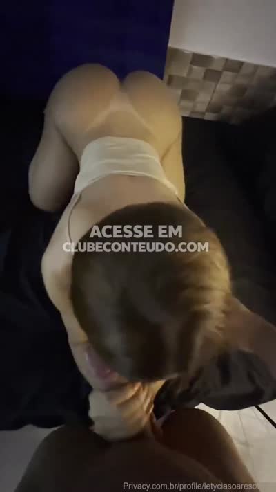 Letycia Soares nude leak, de frente pro espelho sem roupa