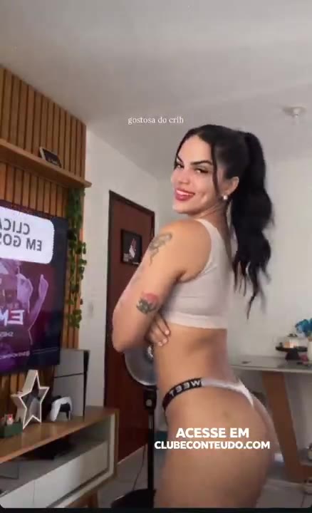 Kleisla rebolando gostoso 😈
