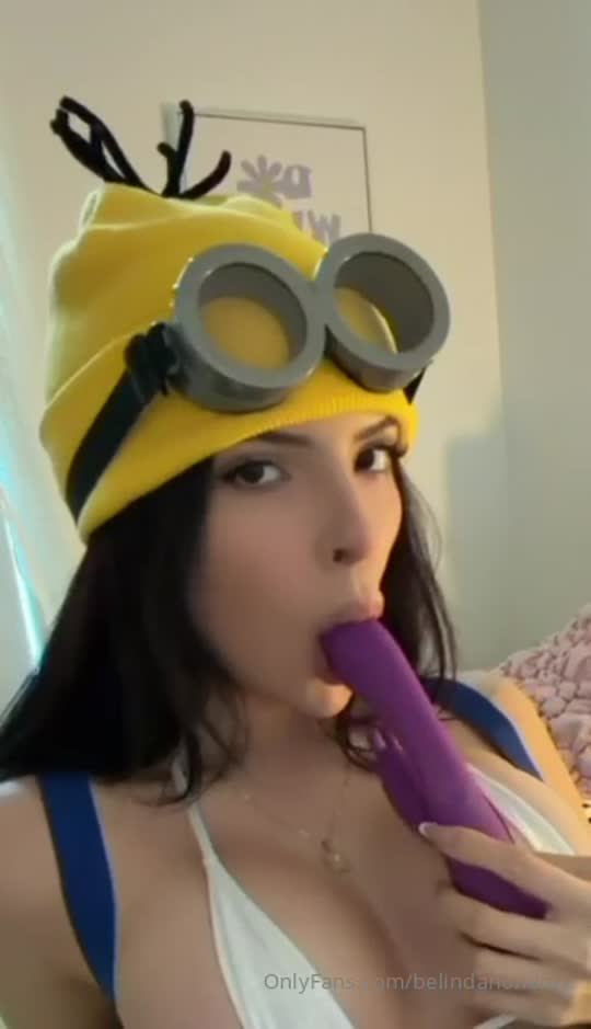 Sophie Rain nude leak, gostosa de regata sem sutiã