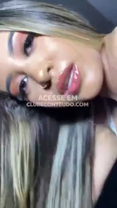 Provocante Raissa Oliveira safada assim que acordou