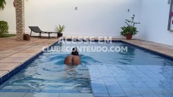 OnlyFans vazado: Renata Meneguzzi na banheira cheia de espuma