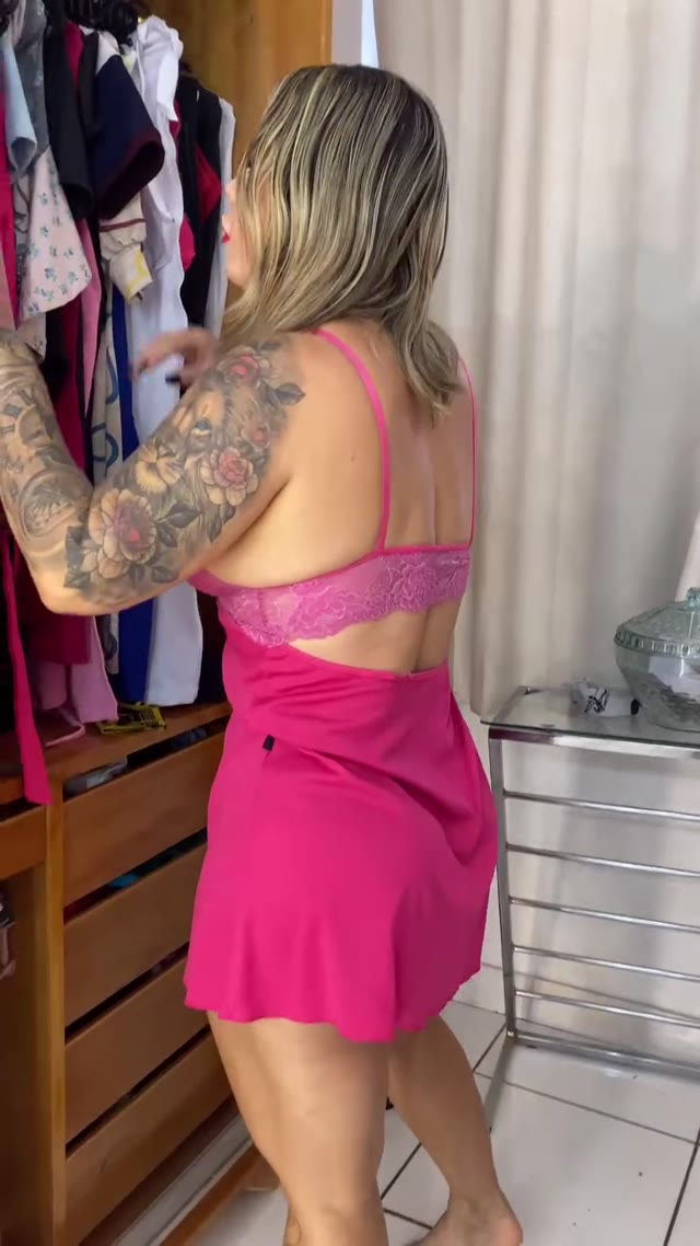 Só mães putas br: de regata sem sutiã