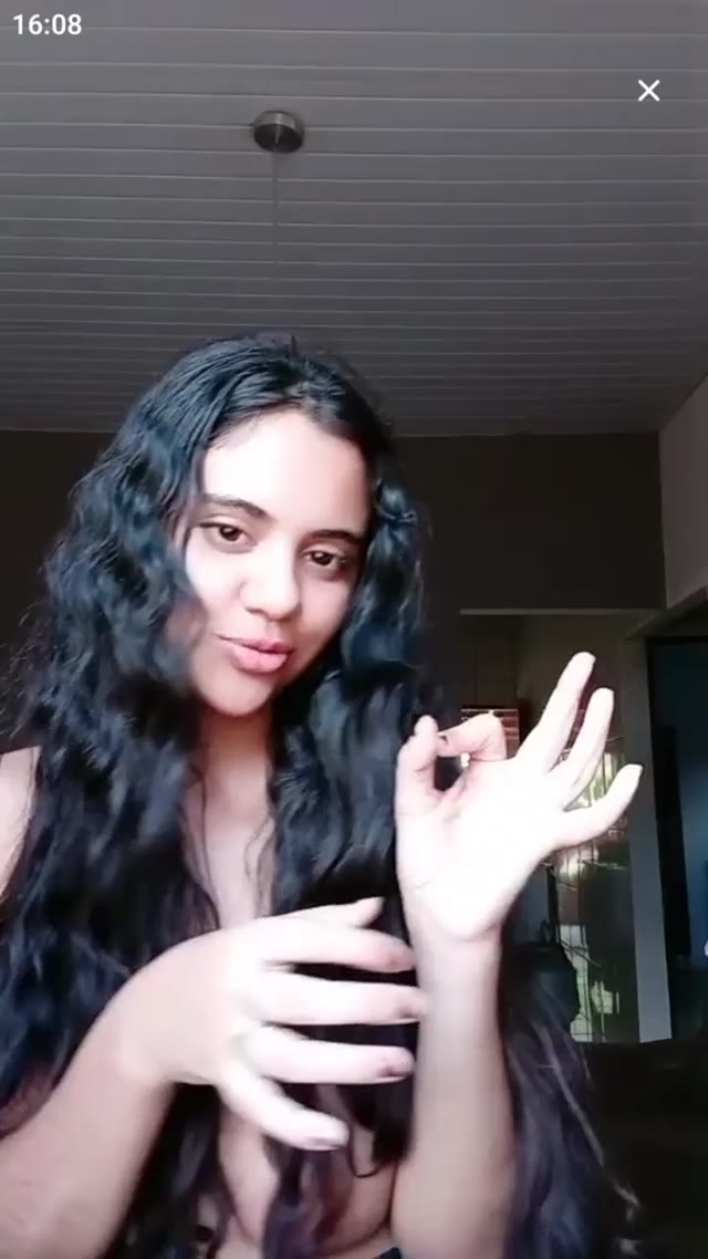 Laives — antes de dormir sem pijama