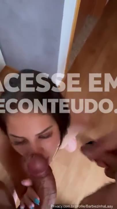 De biquíni fio-dental na piscina — BarbiezinhaLaay