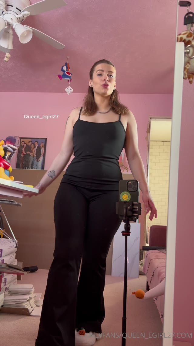 Queen_egirl27