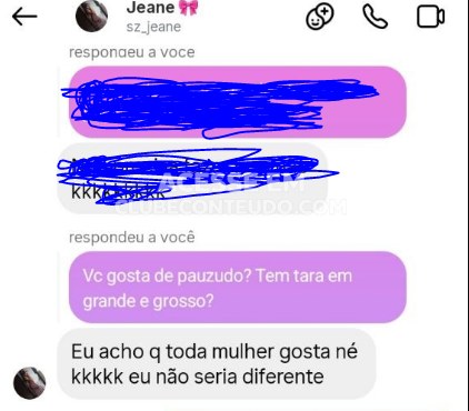 Size Queens brasileiras taradas por pau grande seduzindo a câmera, provocando dentro do closet
