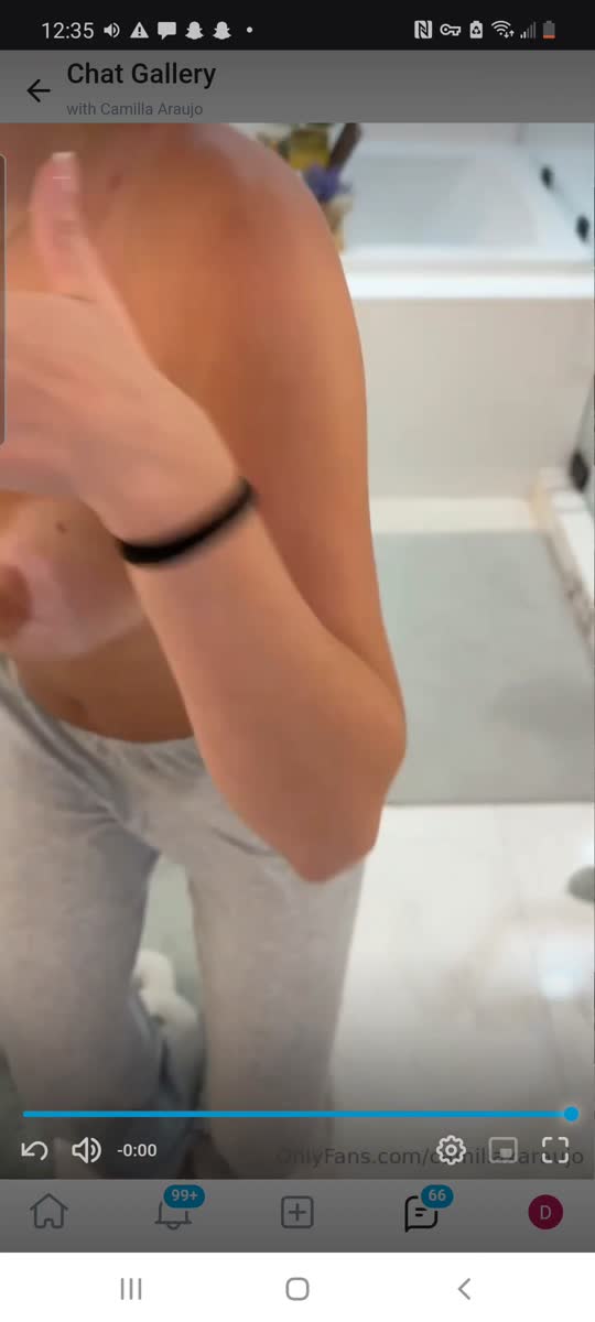 Camilla mostrando demais, safada assim que acordou