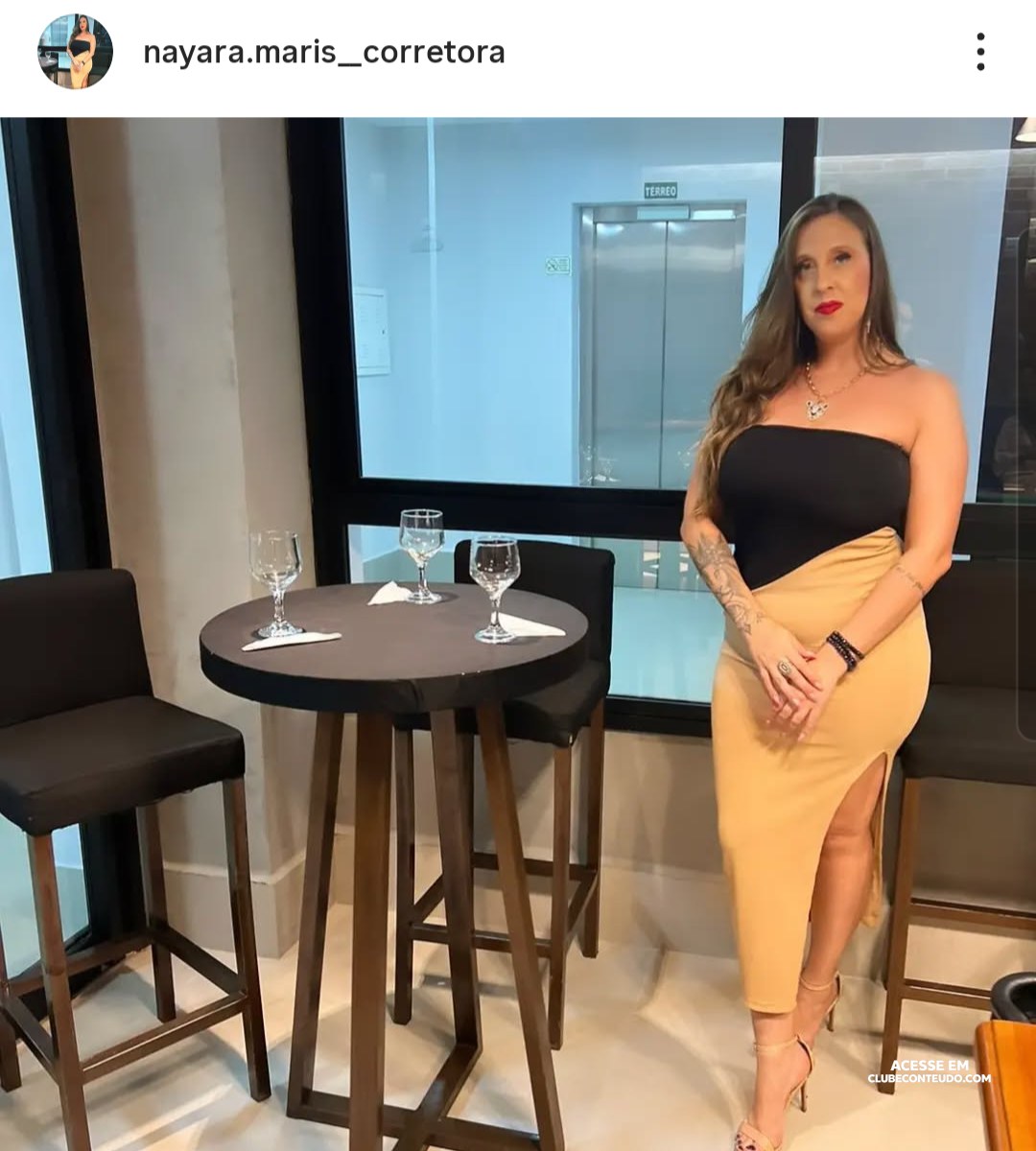 Nayara Maris Naypimentinha — tirando a roupa bem devagar