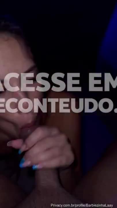 BarbiezinhaLaay sapeca empinando a bunda pra câmera