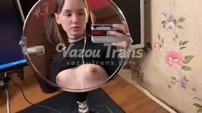 Gilticus / Jane Wild: trans amadora brasileira, exibindo o corpão, provocando