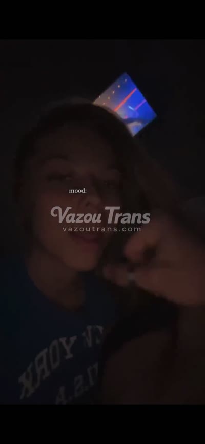 Vídeo +18 trans: Corey Maison De meia-calça rasgada