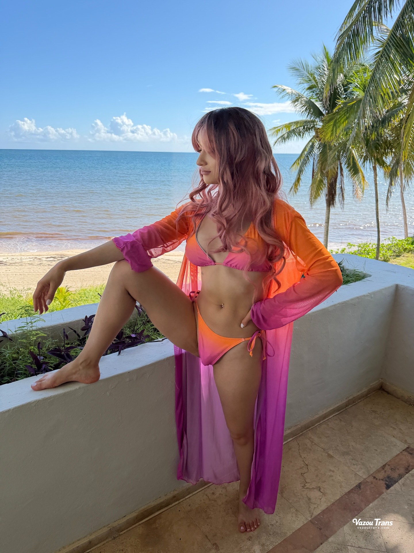 Conteúdo raro de TRANS de frente pro espelho sem roupa — travesti TRANS/FEMBOYS