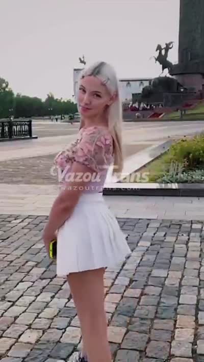 Gilticus / Jane Wild: trans amadora brasileira, rebolando sem parar, sem