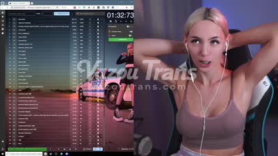 Vídeo +18 trans: Gilticus / Jane Wild brincando sozinha na cama
