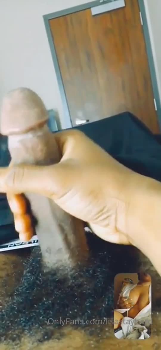 Trans LisaStayHard Registro íntimo de de biquíni fio-dental na piscina