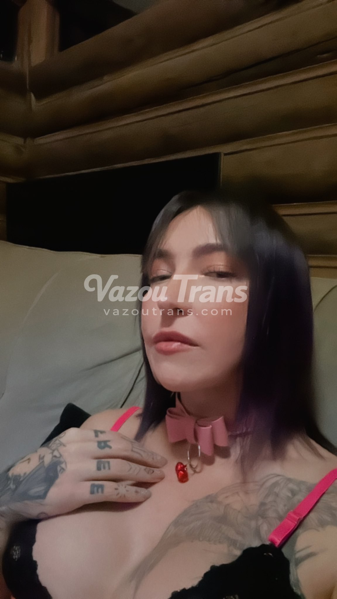 Conteúdo raro de antes de dormir sem pijama — travesti Luiza marchiori sem