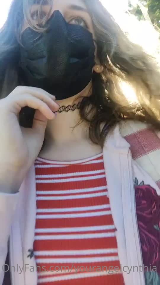 Molhadinha depois do banho — travesti Trans yourangelcynthia sem censura