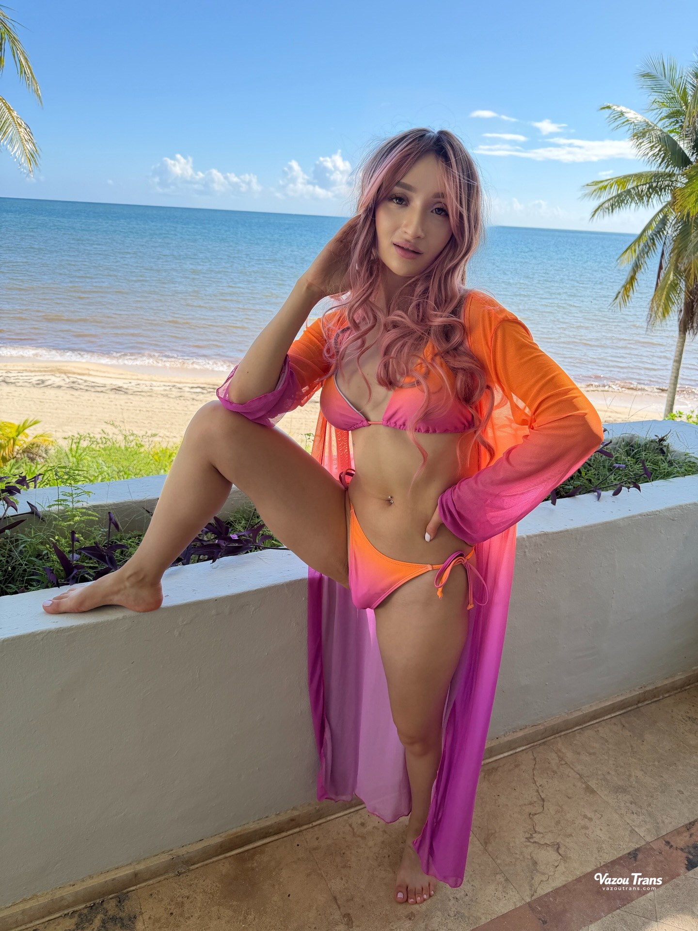 TRANS safada, com close na bunda durinha — travesti TRANS/FEMBOYS BULGE sem