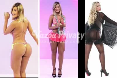 Fogosa Andressa Urach de meia-calça rasgada #433