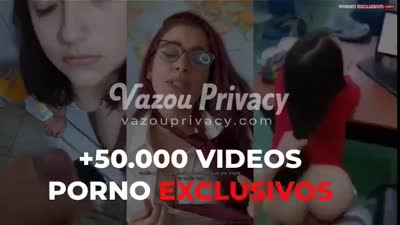 Xsassy Girll — empinando a bunda pra câmera