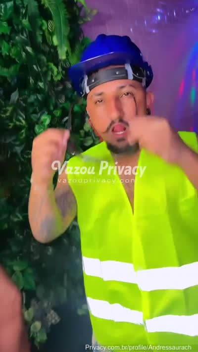 Provocando na webcam — Andressa Urach #662