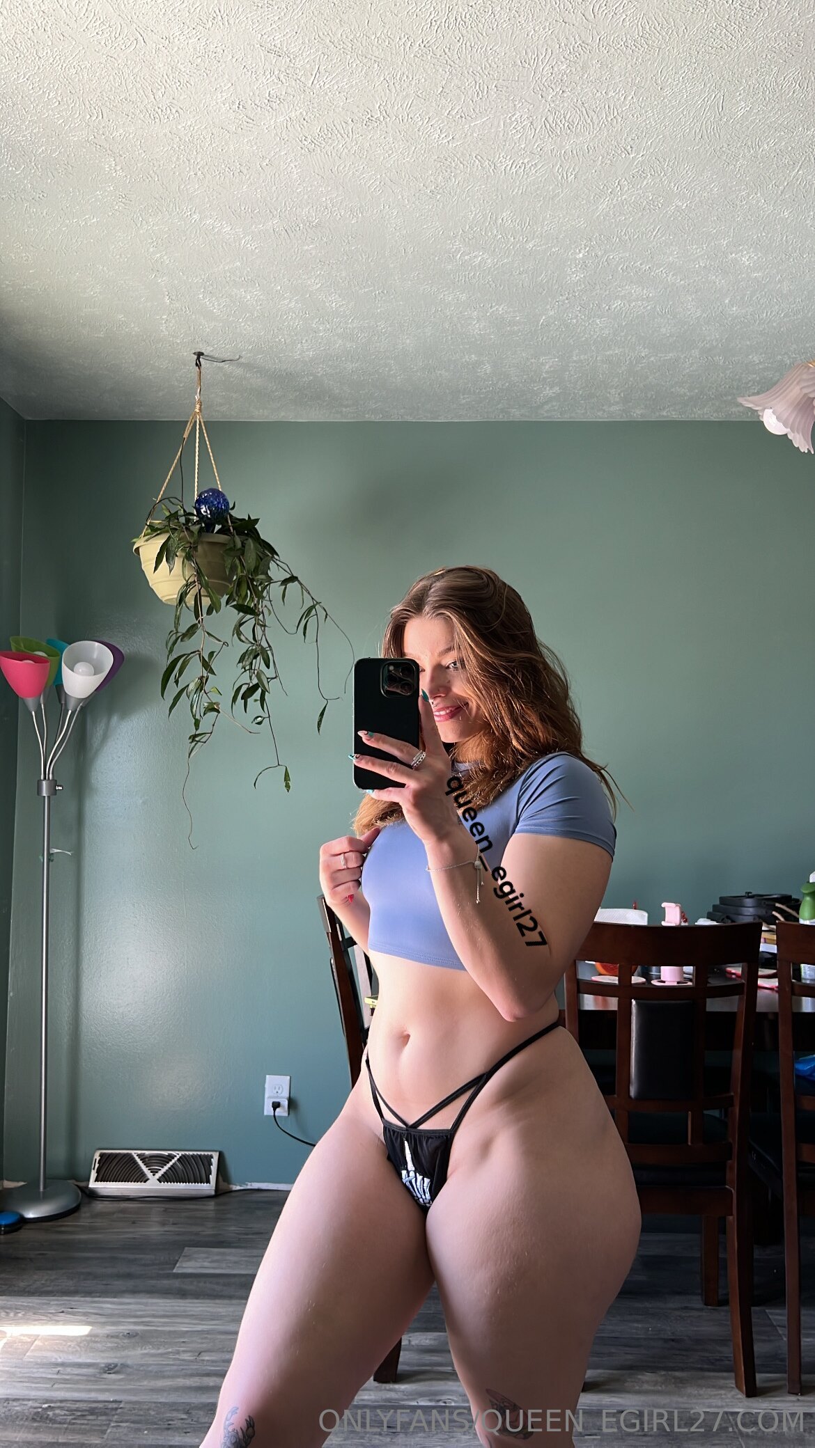 No motel sem censura — Queen_egirl27