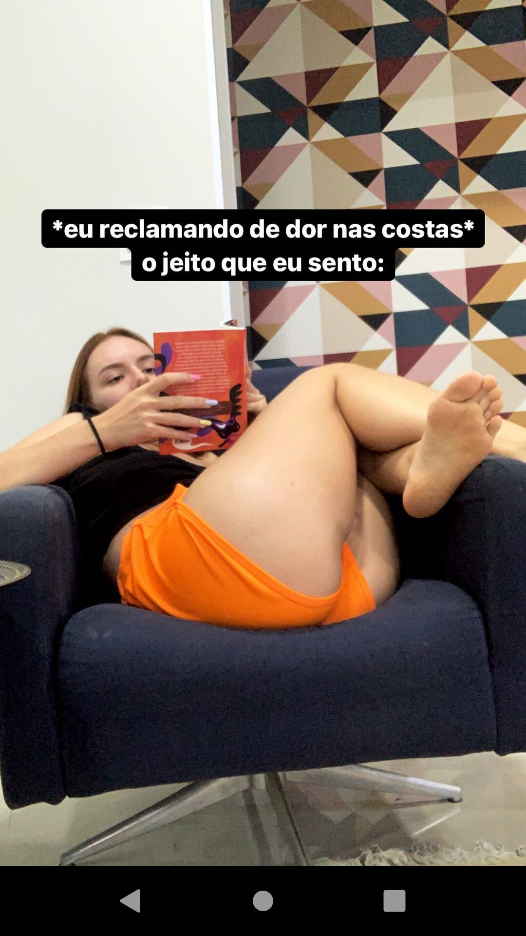 Becca Pires rebolando sem parar, antes de dormir sem pijama