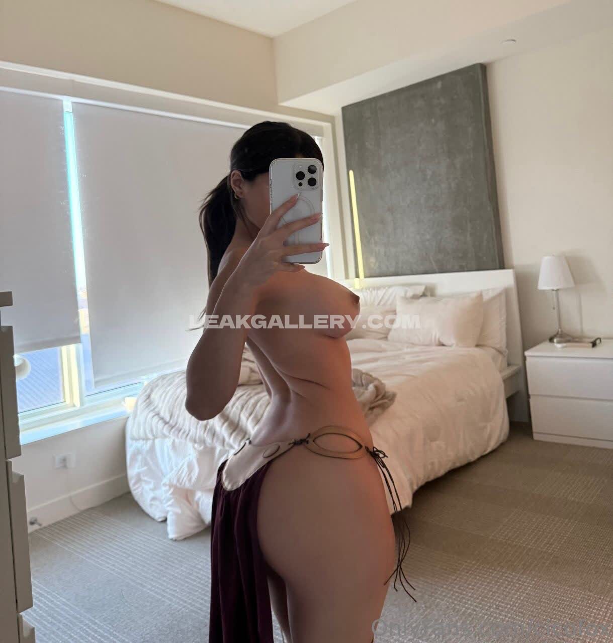 Ehcico — OnlyFans vazado, Caiu na net: sentando gostoso no travesseiro