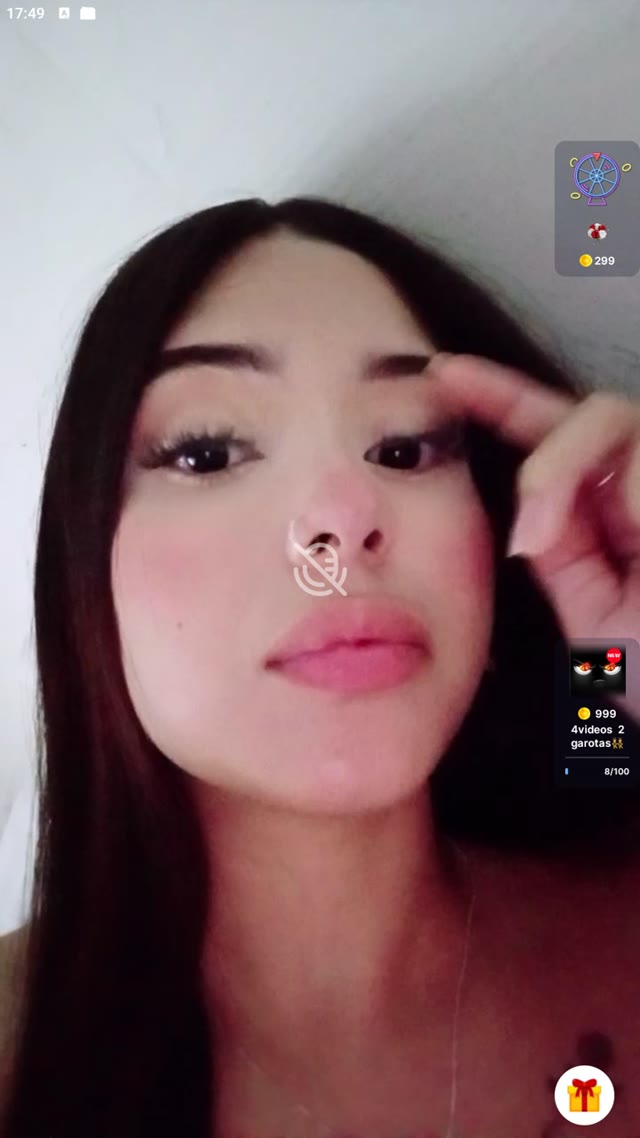 Ana — se tocando embaixo do lençol