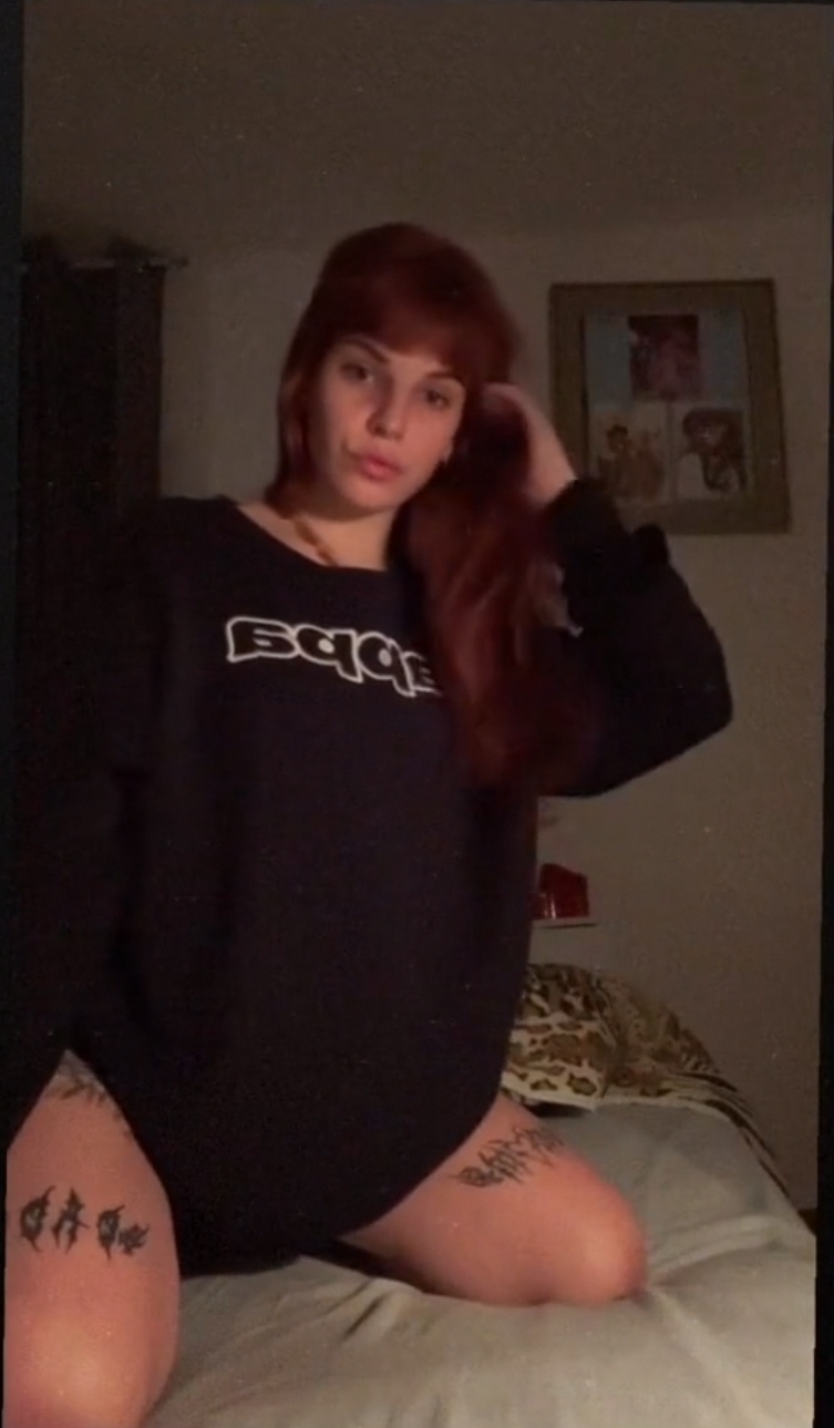 BabyGi @BarbaGianna For C1apper nua, pelada e vazada