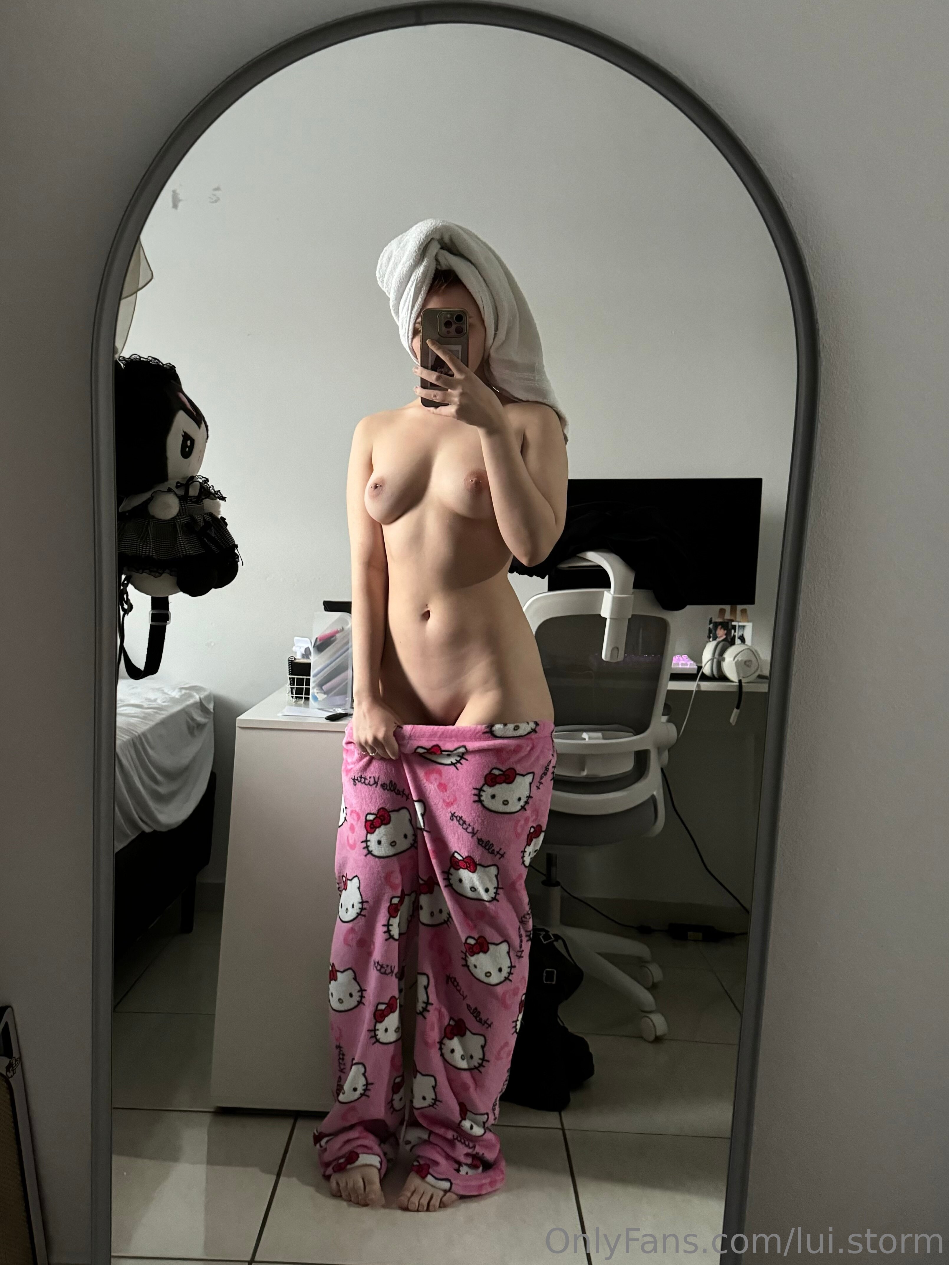 Lui_stormcos dançando de fio dental