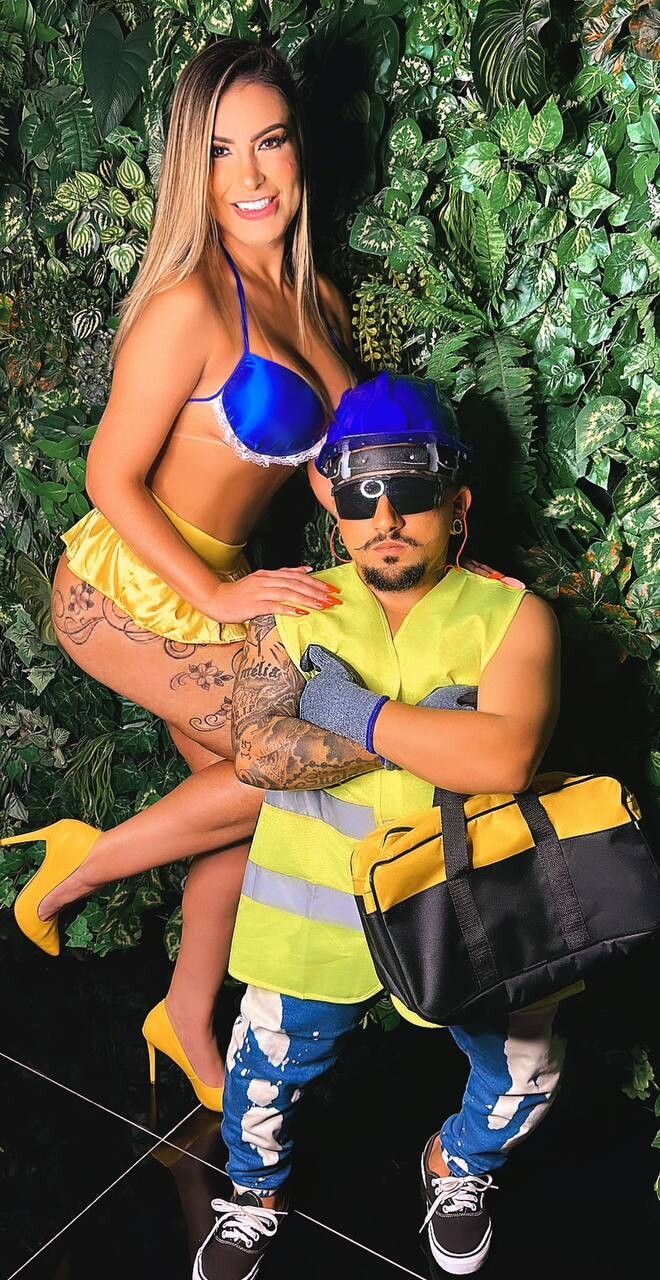 Andressa Urach: com close na bunda durinha