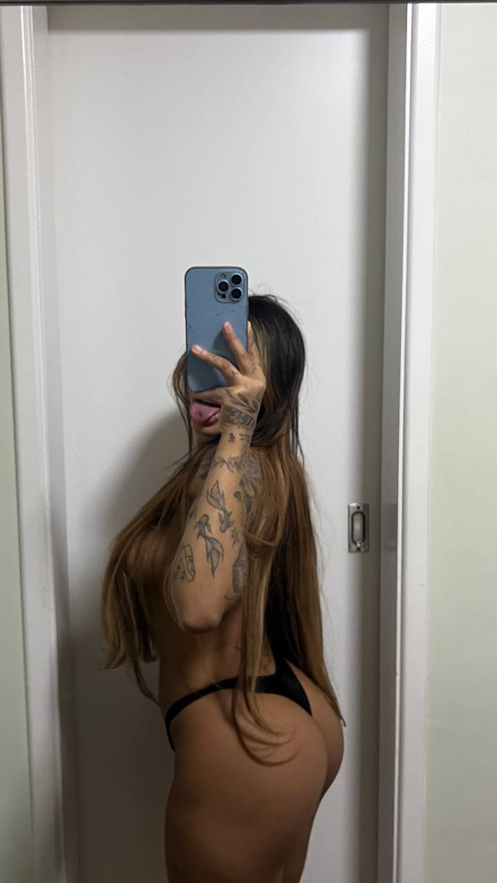 Thaina Rocha: rebolando gostoso