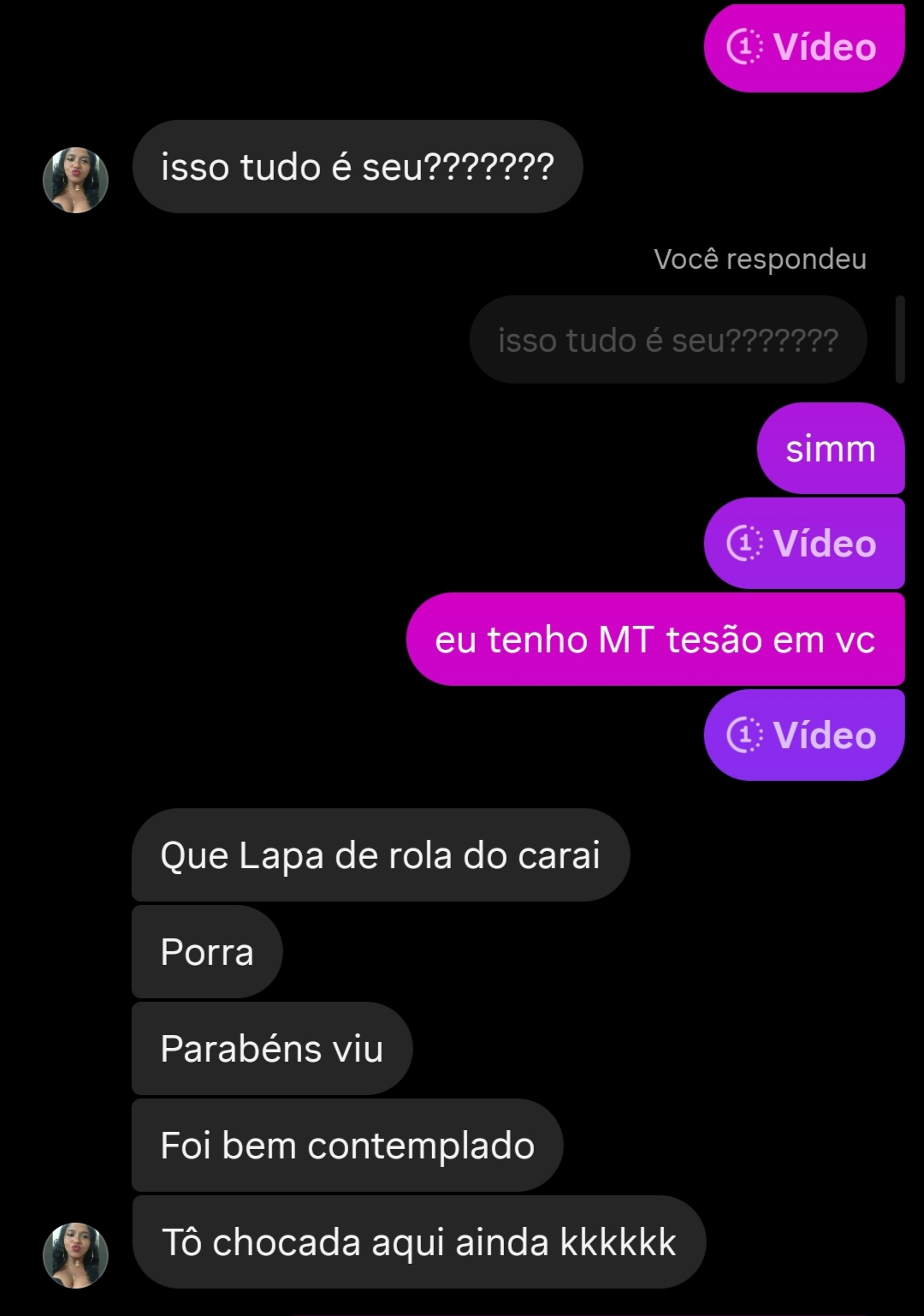 Size Queens brasileiras taradas por pau grande rebolando sem parar, deitada abrindo o roupão