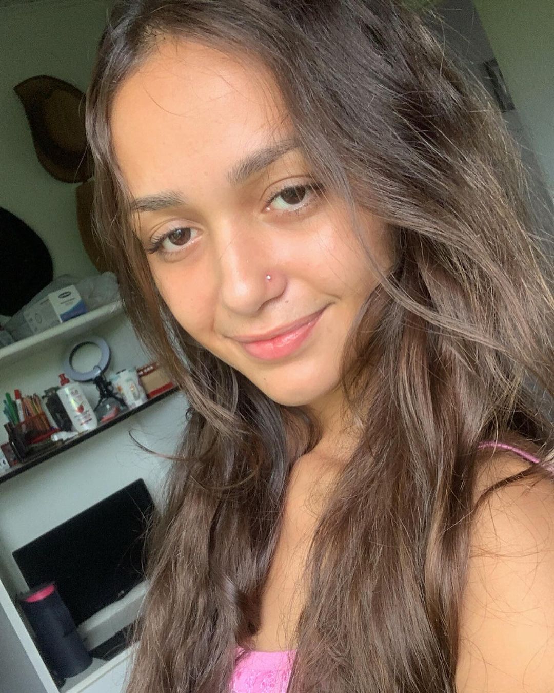 Pack vazado de Jhennifer Rodriguess: toda molhada no banho