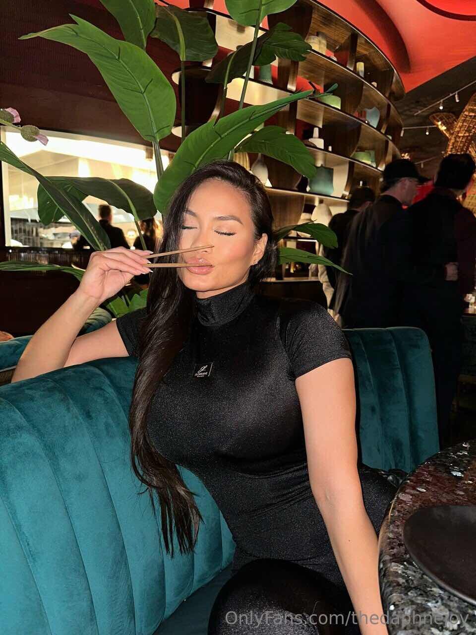 Daphne Joy nua, pelada e vazada