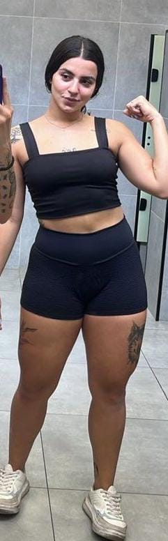 Cena exclusiva de Perfis Daily dançando funk sem roupa