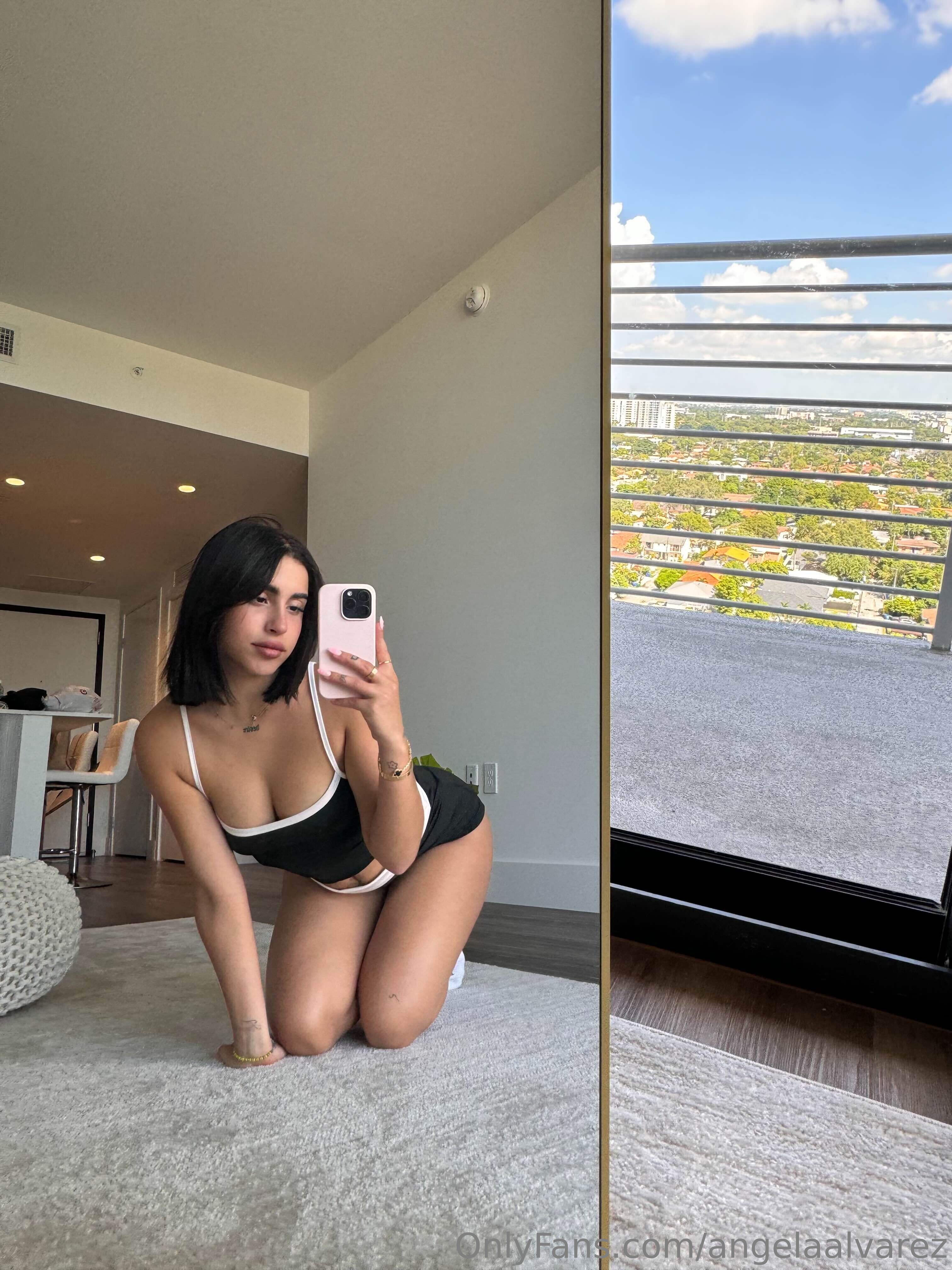 Angelaalvarez — OnlyFans vazado, maravilhosa, provocando na webcam