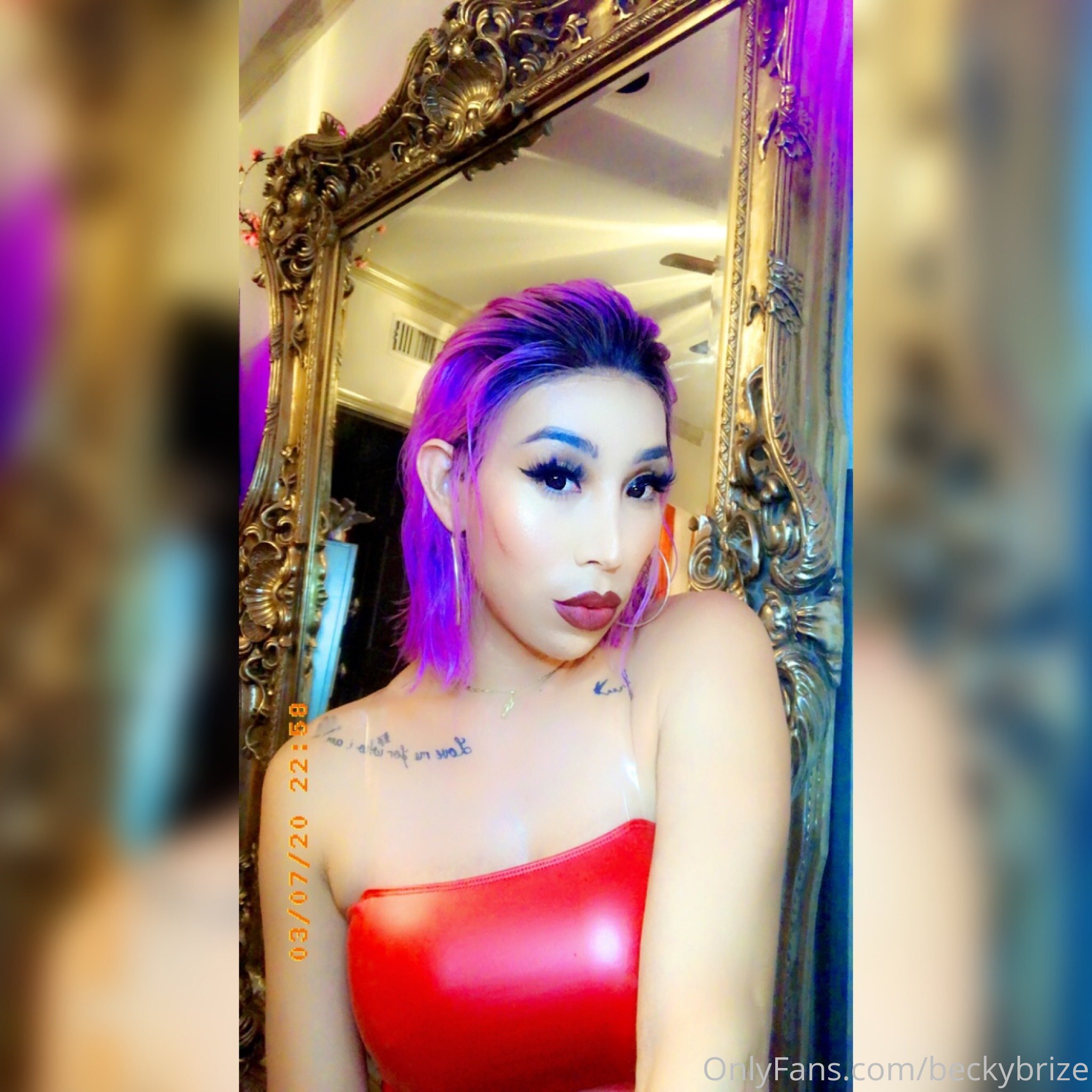 Manu Maya: trans amadora brasileira, no motel sem censura