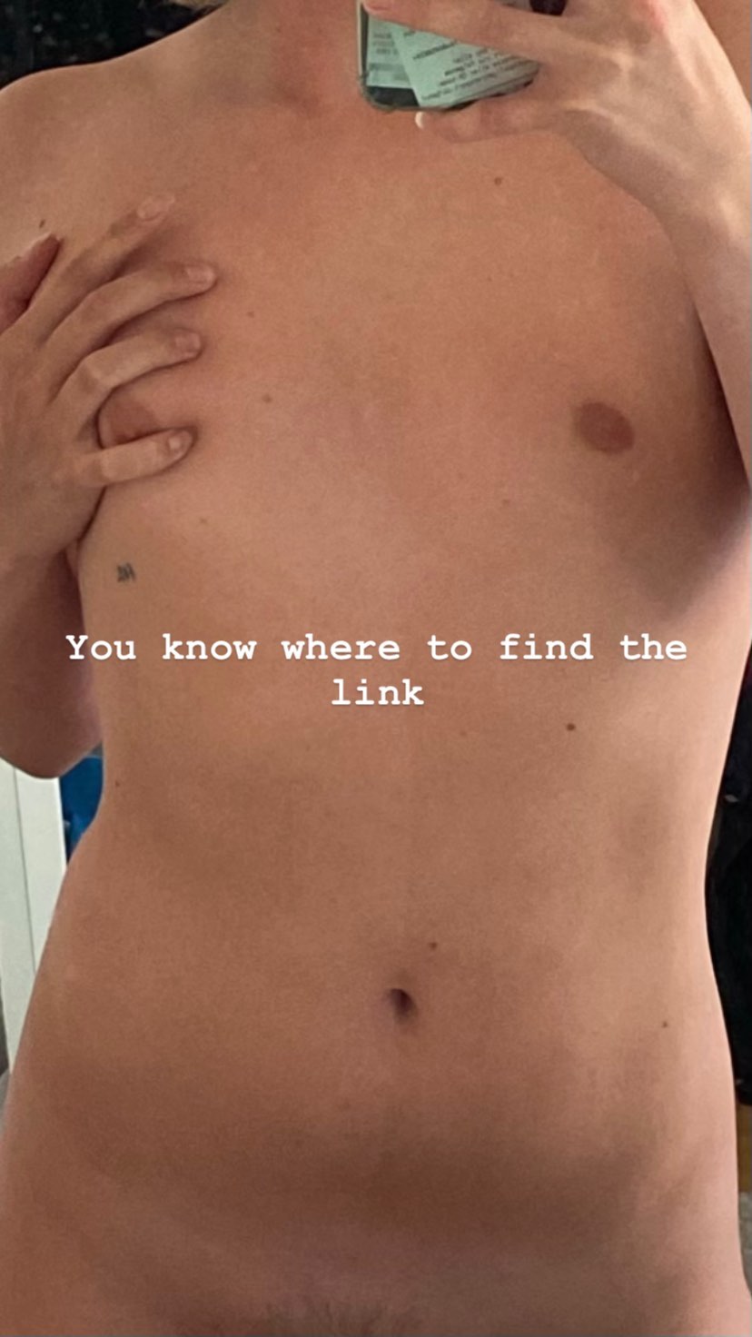 Trans Yourfavebbyboy rebolando gostoso