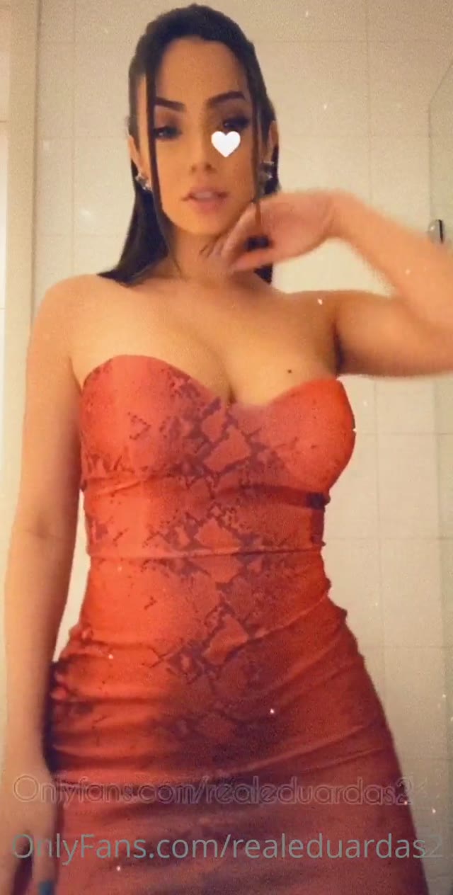 Tgirl Maria Eduarda / Realeduardas2 Maria Eduarda exibindo o corpão, peladinha