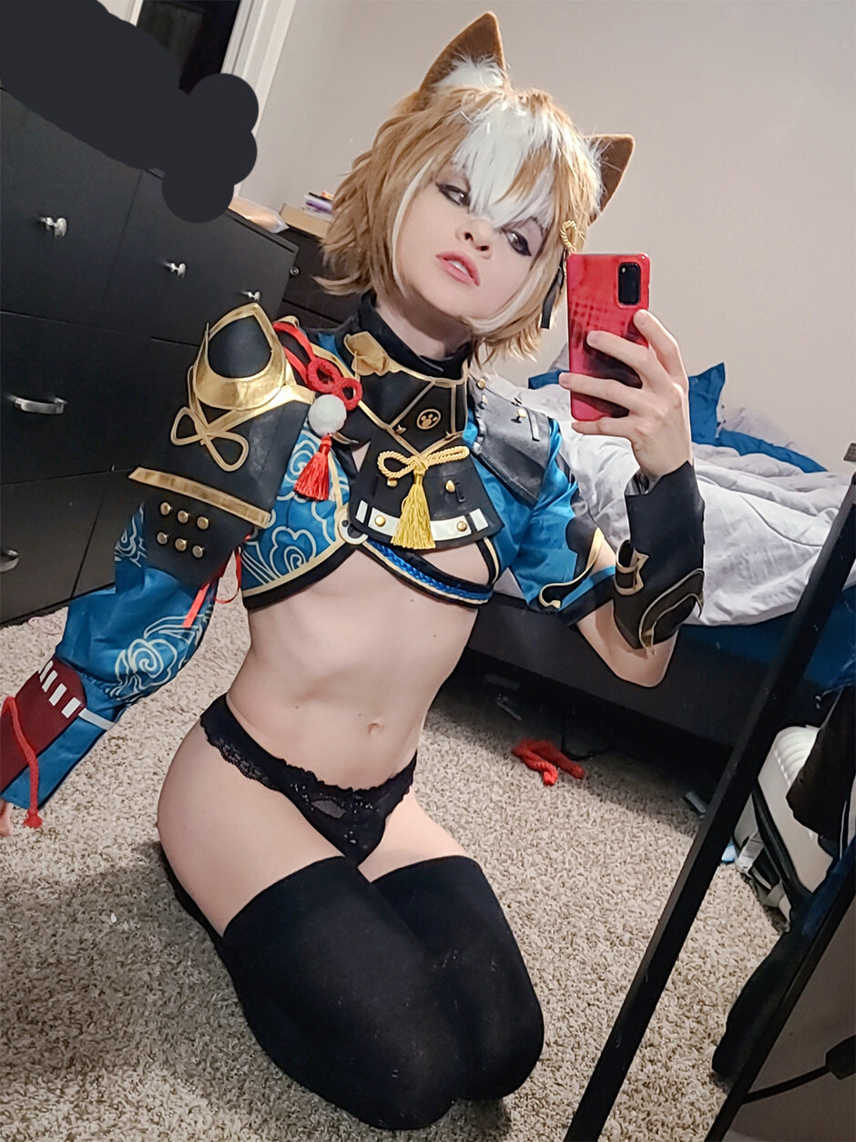 De frente pro espelho sem roupa — travesti trappychan_ sem censura