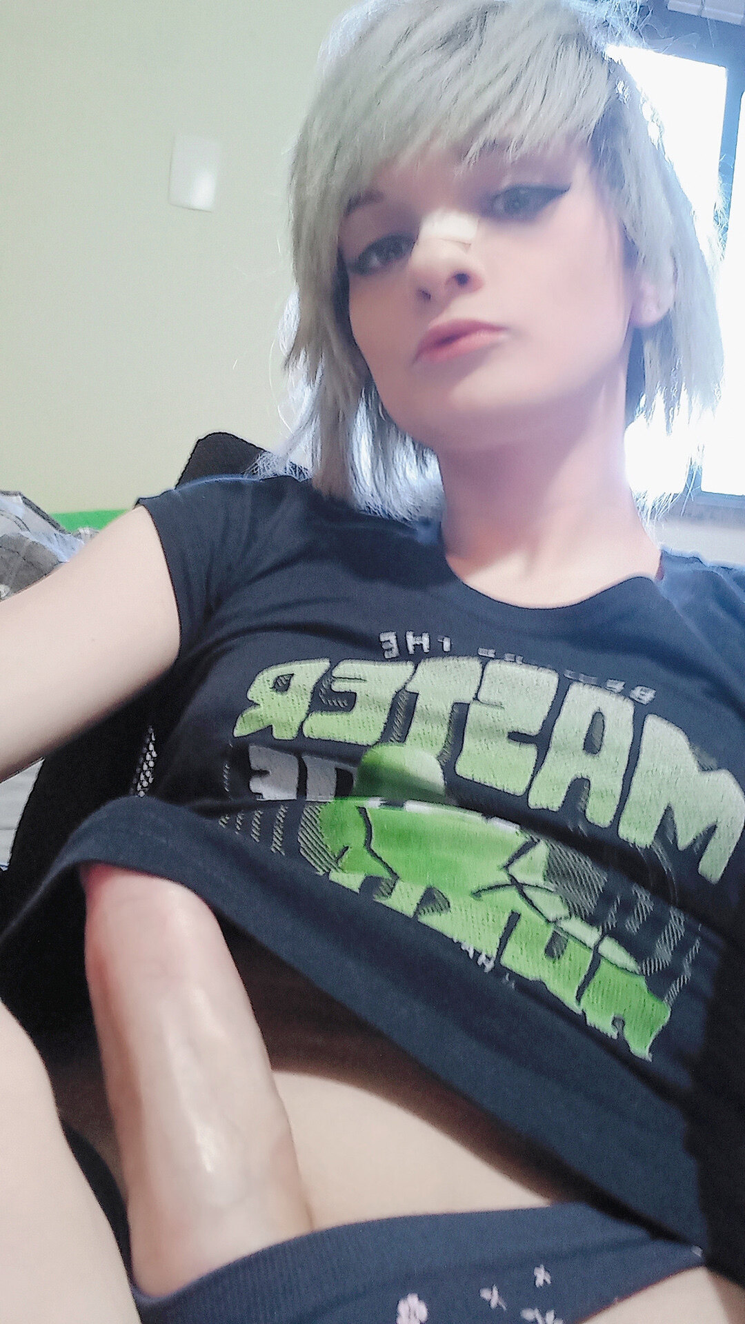 Trappychan_: trans amadora brasileira, provocando, gemendo baixinho sozinha