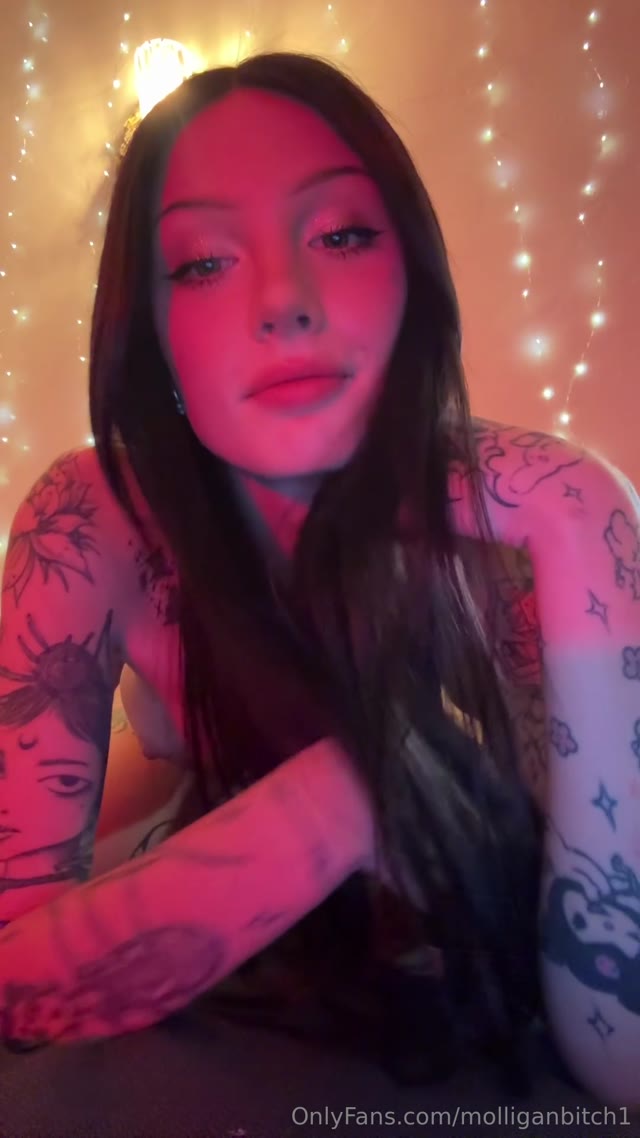 Antes de dormir sem pijama — travesti molliganbitch | Julia Molligan sem censura