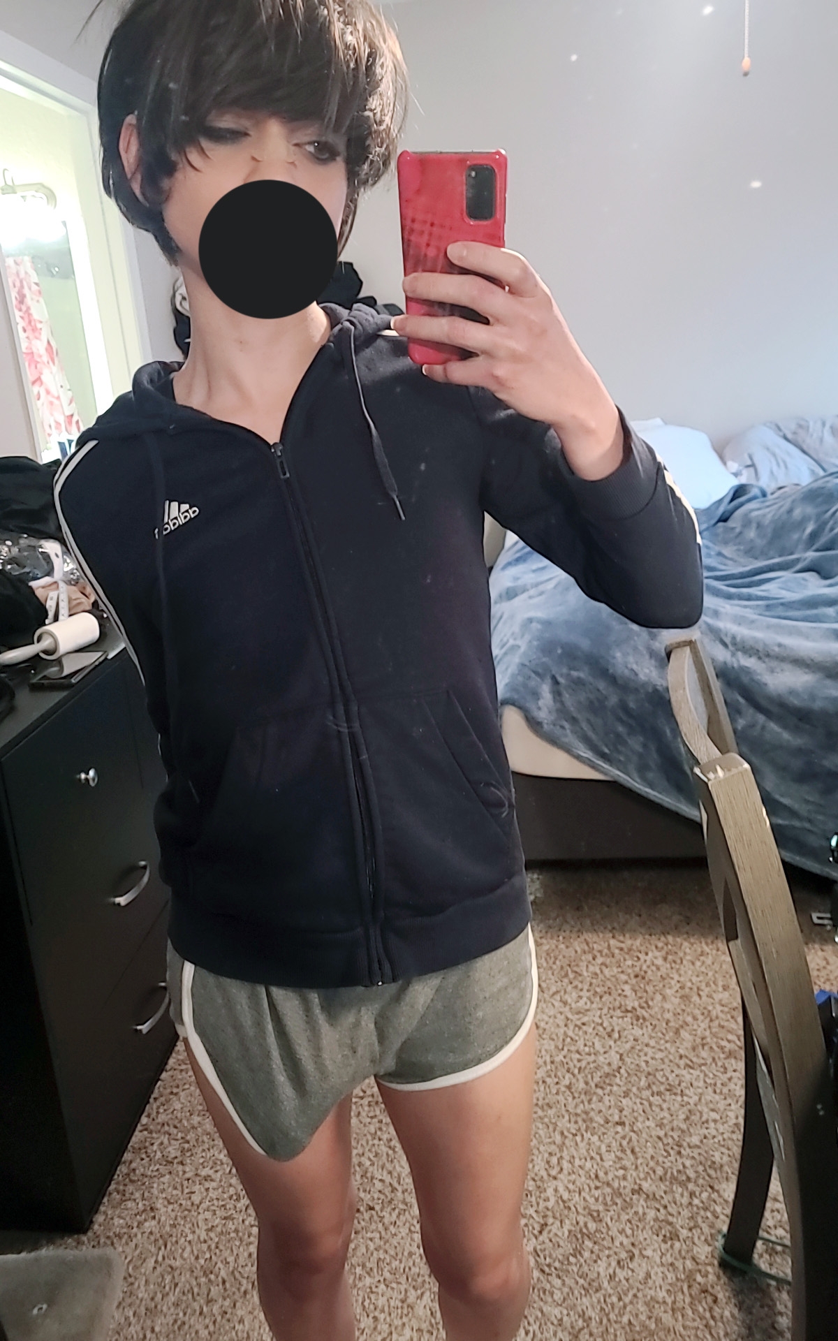 Dançando de fio dental 💦 — travesti trappychan_ sem censura