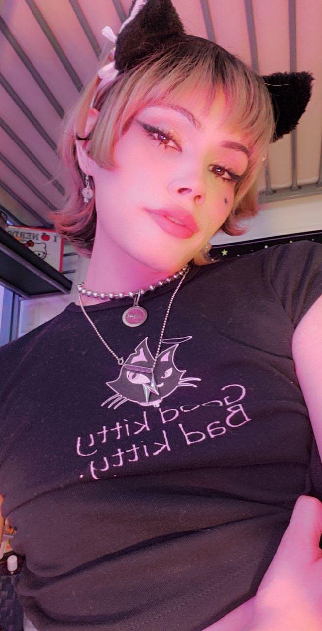Tgirl gingersnapuu \ tnextdoorthrowaway atrevida mostrando tudo sem pressa