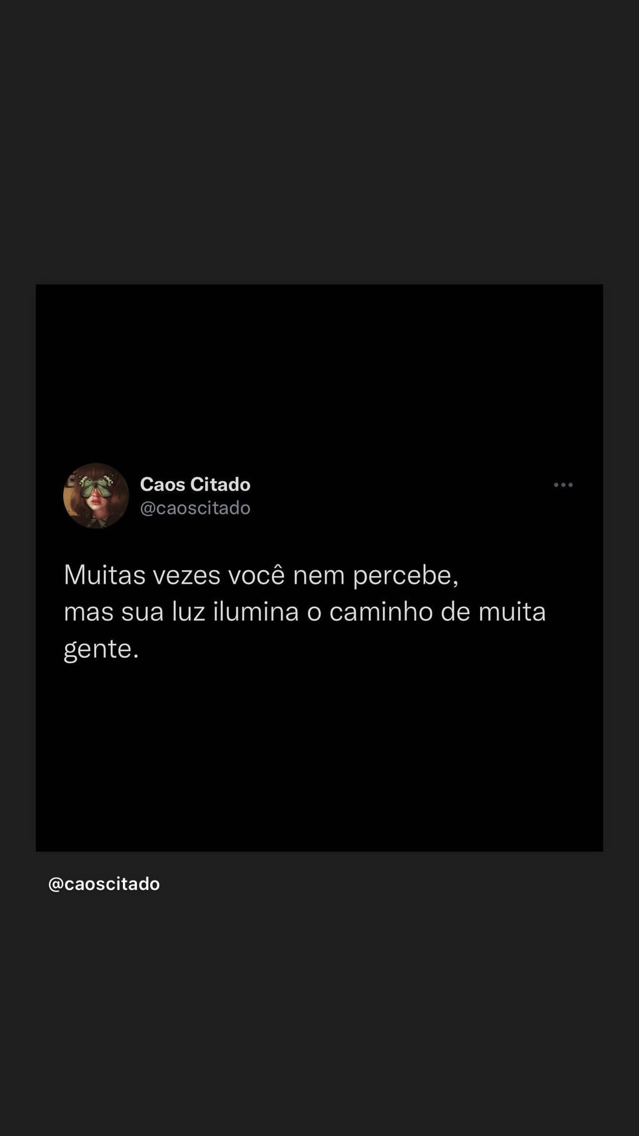 Vídeo +18 trans: Sayuri Mattar gemendo baixinho sozinha