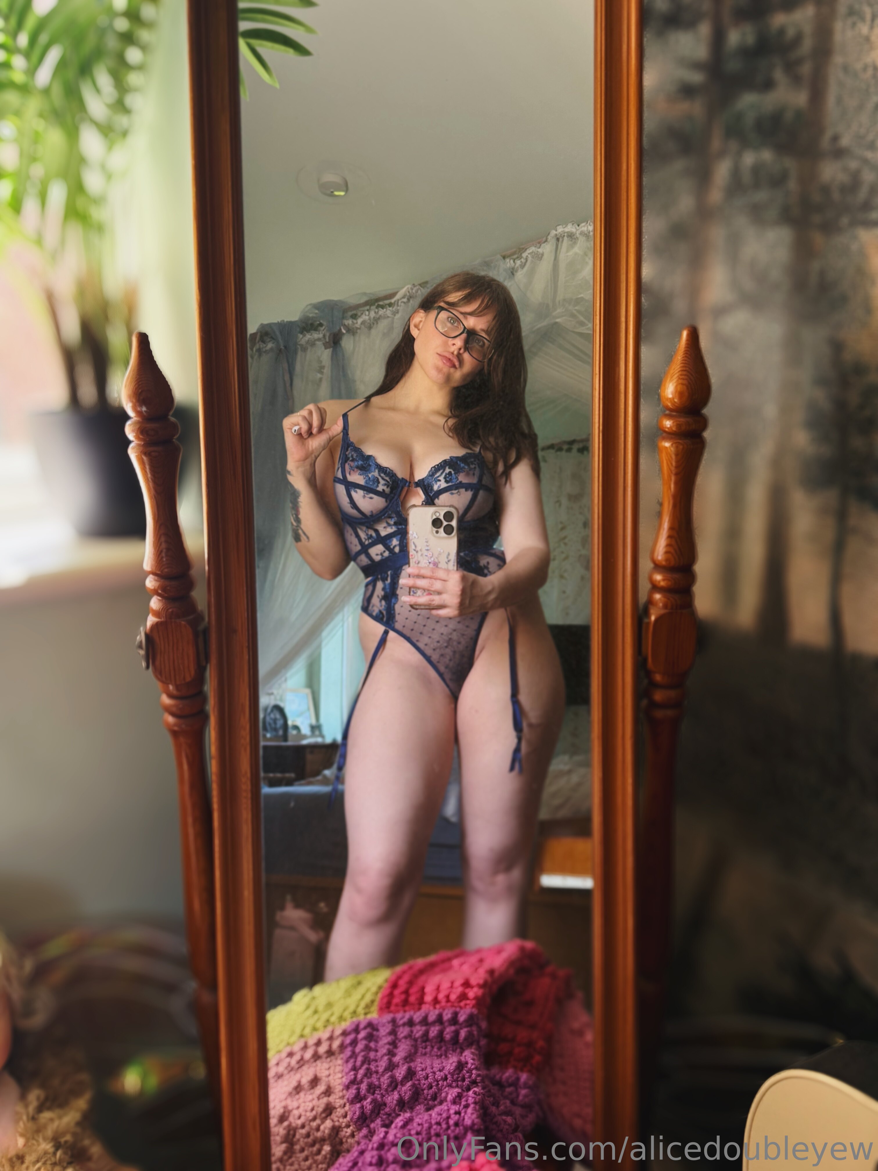 Conteúdo raro de Alicecottonsox no motel sem censura